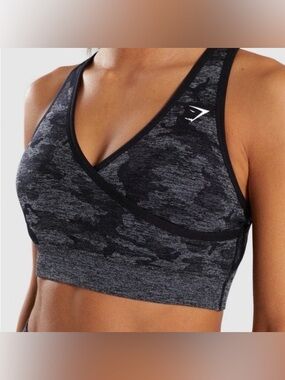 Gymshark Women's Black & Charcoal Camo Seamless Sports Bra